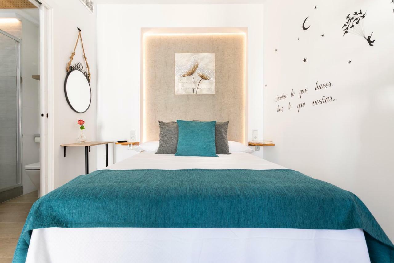 Romar Montesa 3 Apartment Malaga Bagian luar foto